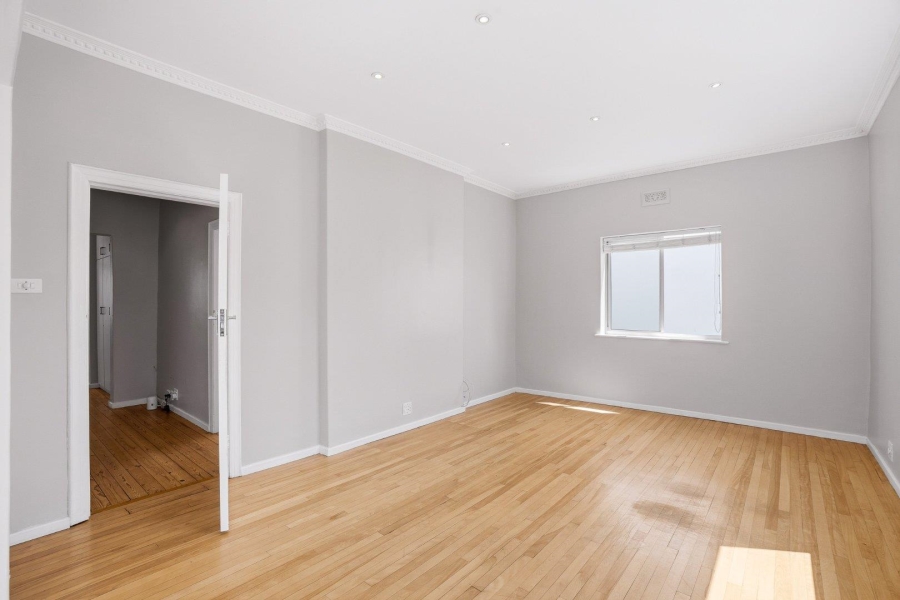 To Let 2 Bedroom Property for Rent in Sea Point Western Cape